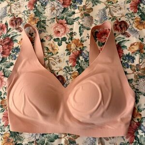 Seamless Peach Bralette size 32DD Victoria Secret